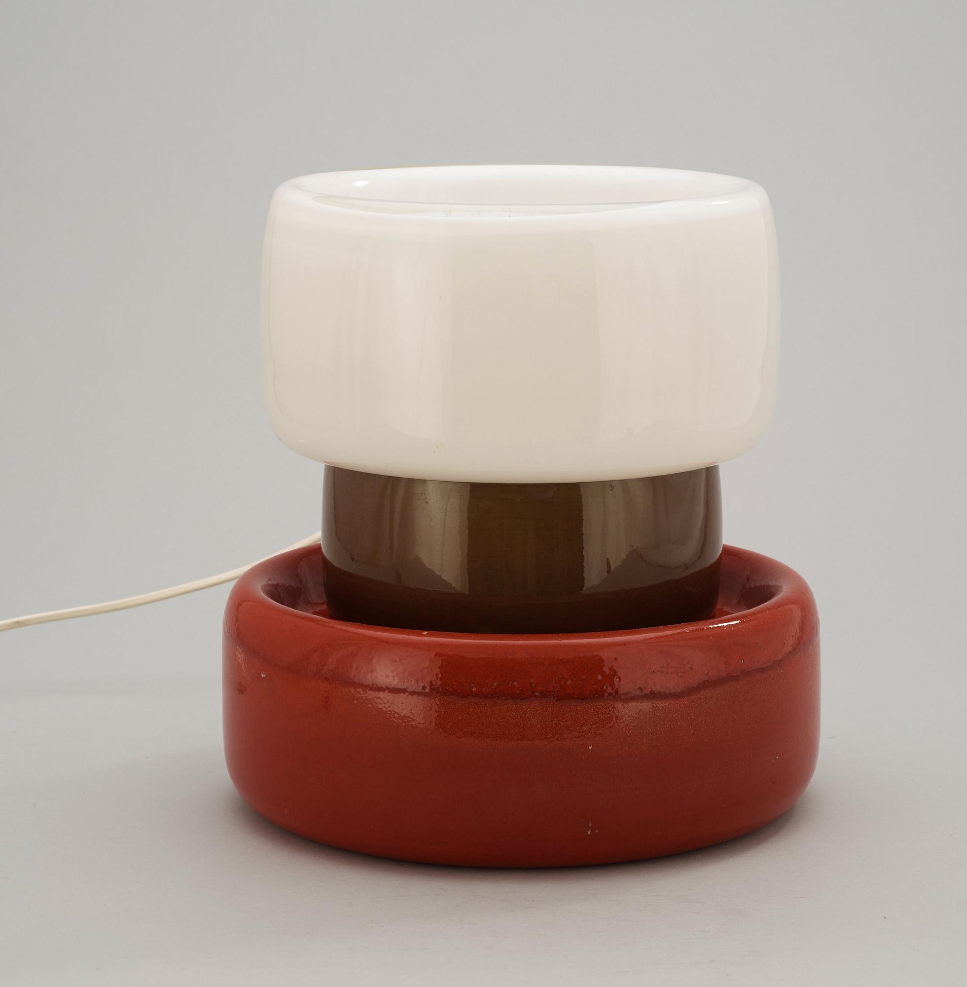 A Timo Sarpaneva creamware and glass table lamp, Rosenthal Studio linie, Gemany 1970's.