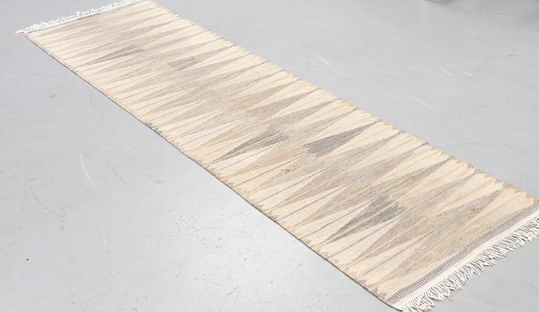 Ingrid Dessau, a runner, "Stensöta", flat weave, ca 293 x 82 cm, signed KLH TF MP ID.