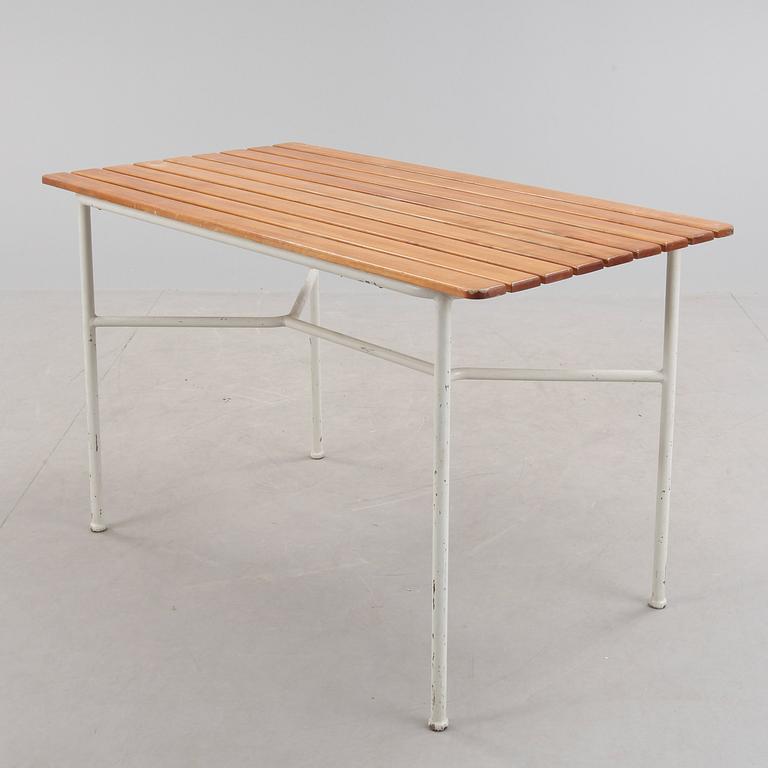 TRÄDGÅRDSBORD, 1900-talets mitt.