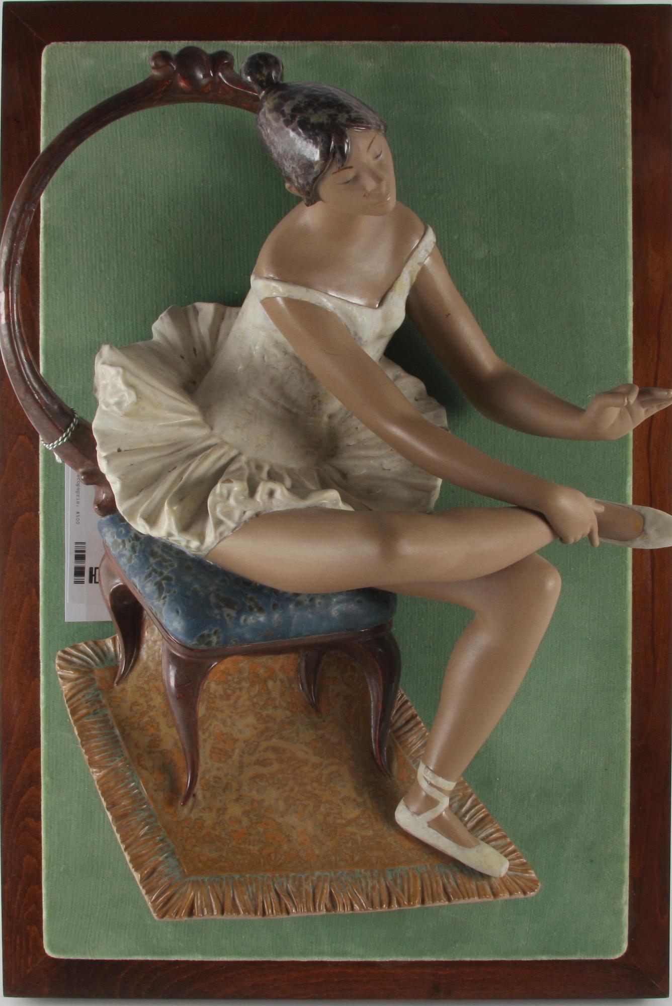 VÄGGSKULPTUR, stengods, märkt Lladro.