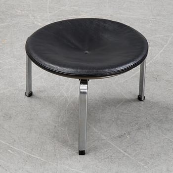 A PK-33 stool by Poul Kjaerholm for Fritz Hansen, designed 1959.
