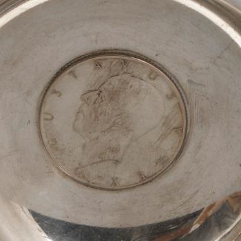 PARTI SILVER, 3 delar, bland annat WA Bolin, Stockholm, 1938. Vikt ca 314g.