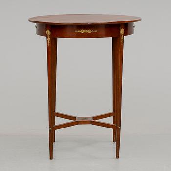 BORD, gustaviansk stil. 1900-talets första hälft.