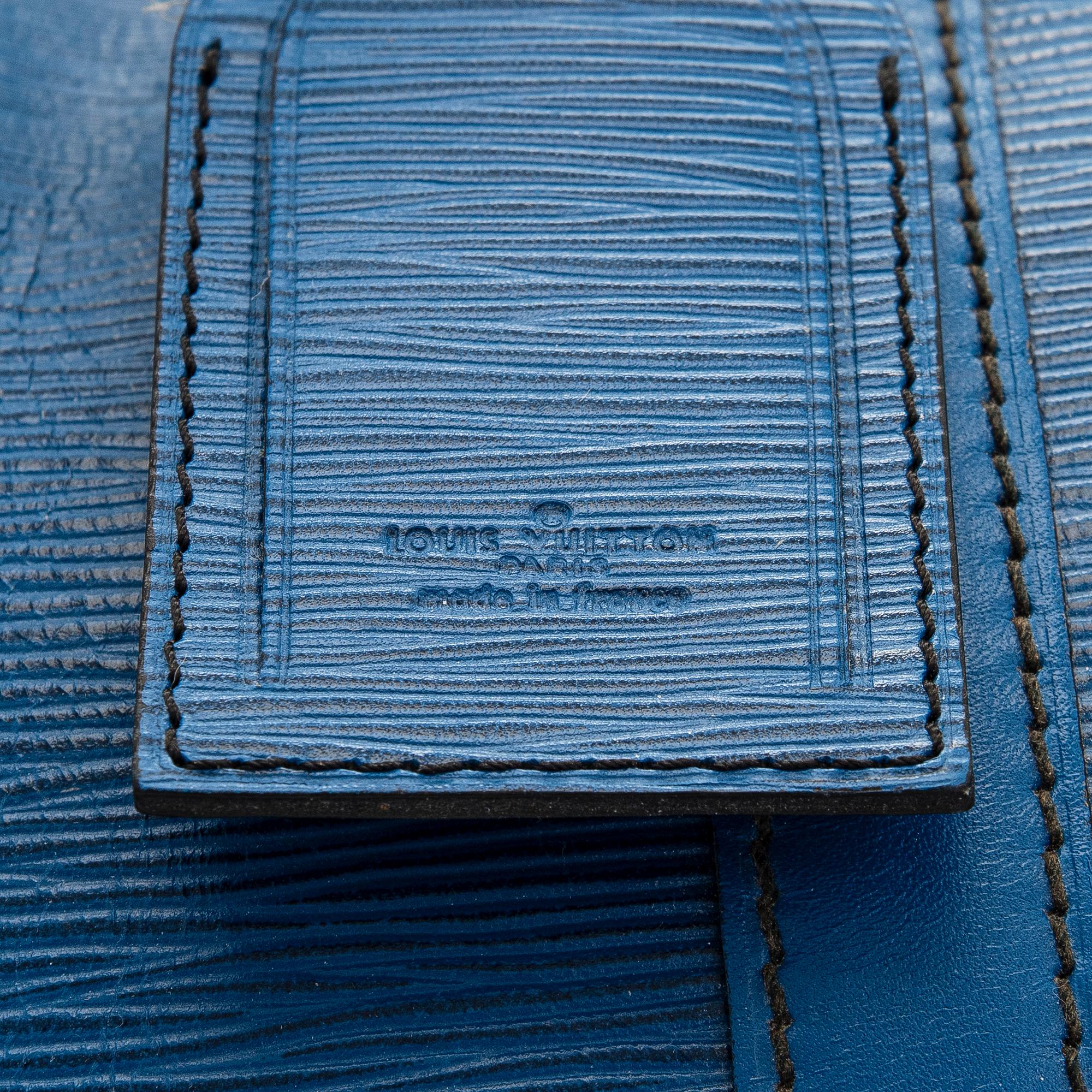 Louis Vuitton, an 'Epi Keepall 60' weekend bag.