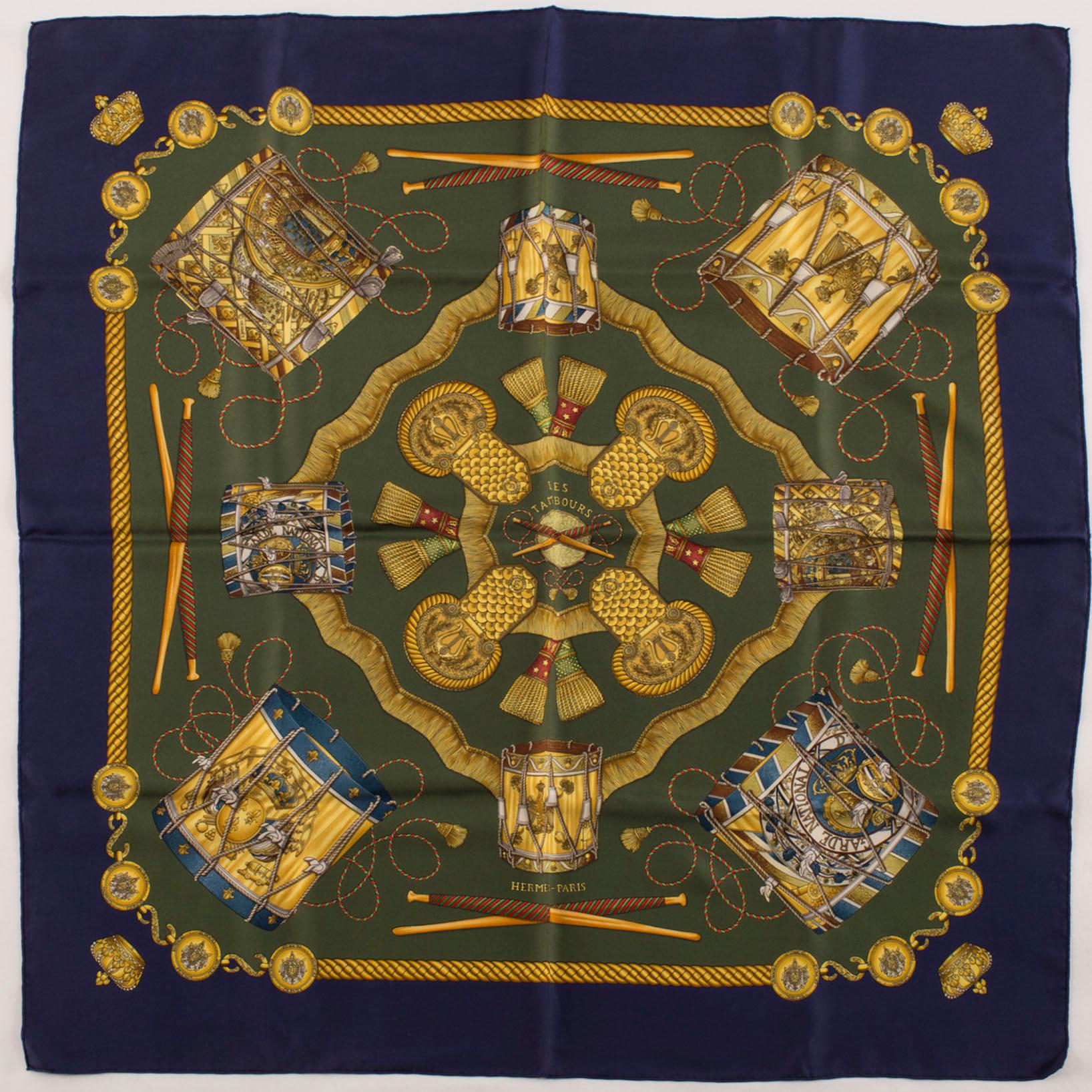 HERMÈS, scarf "Les tambours".