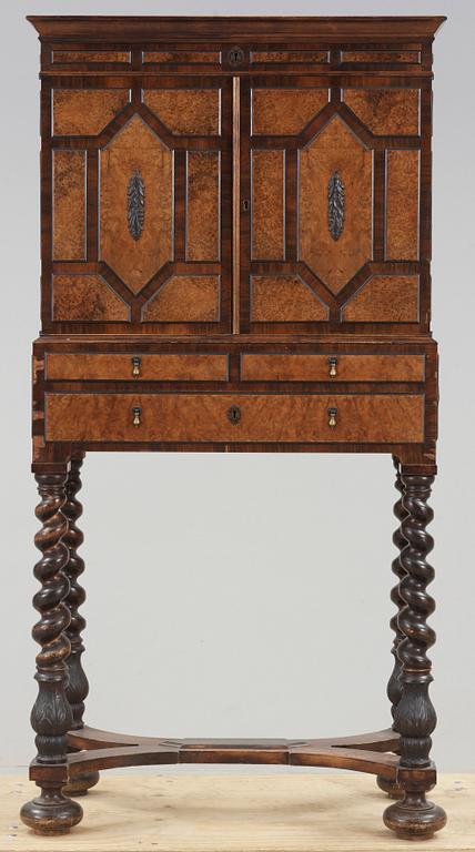 SKÅP, barockstil, 1900-tal.