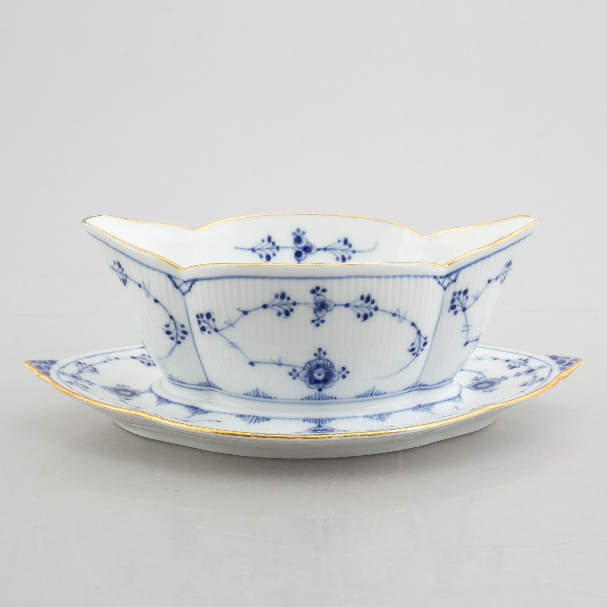 A pair of dishes and a sauce bowl, "Blue Fluted" / "Musselmalet" Royal Copenhagen, 1850-70 and 1893-1900.