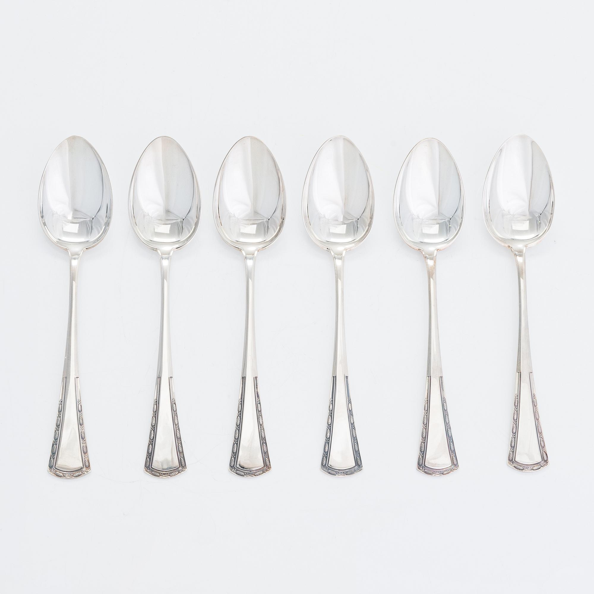 Tillander, Twelve spoons "Käpy" (Spruce cone) 1990-1992. Designed by Vilho Ellenberg 1920s.