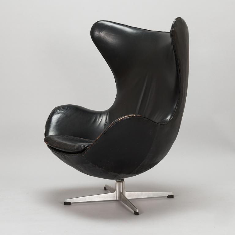 Arne Jacobsen, fåtölj "Ägget" för Fritz Hansen, 1960/70-tal.