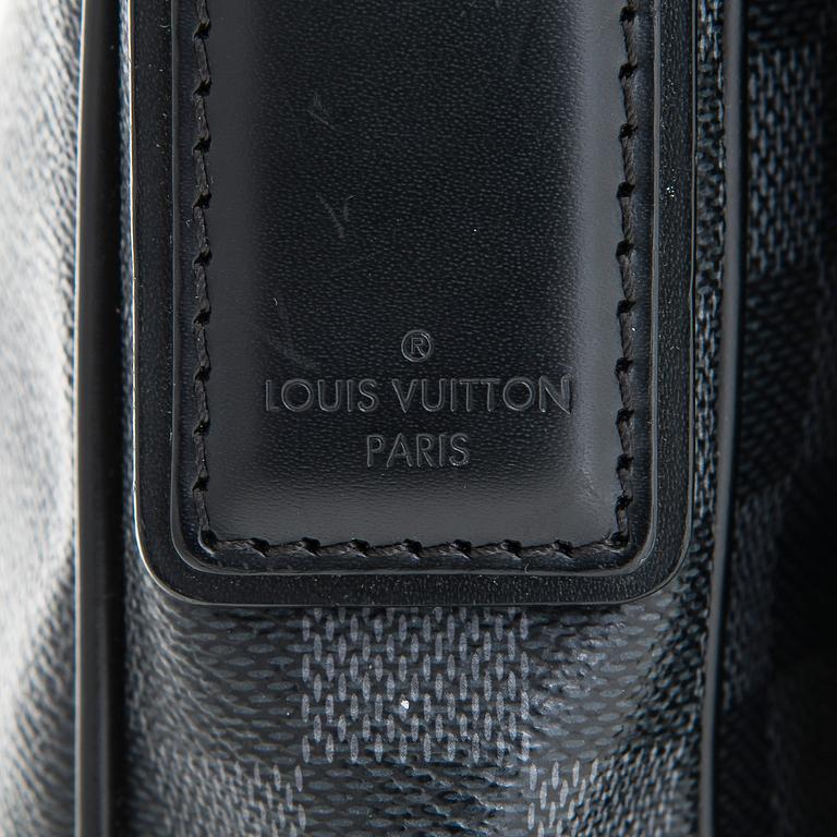 Louis Vuitton, A Damier Graphite 'District PM Messenger' Bag.