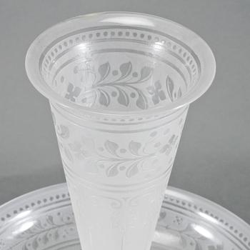 BORDSUPPSATS, glas, 1900-talets fjärde kvartal.