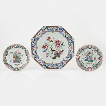 A group of thirteen porcelain pieces, China and Samson, France, 18th-20th Century.