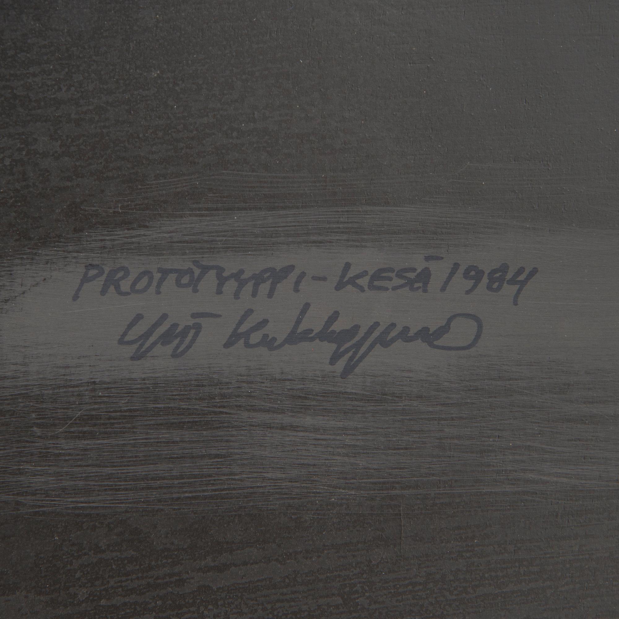YRJÖ KUKKAPURO, nojatuoli, prototyyppi, A500-sarjaa, signeerattu ja päivätty -84.