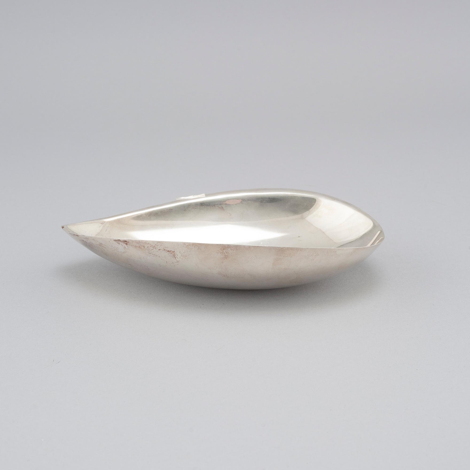 TAPIO WIRKKALA, a silver bowl, Hopeakeskus Tavastehus, model "Lieve", 1955.