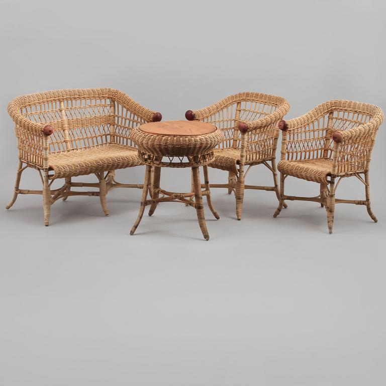 MINIATYRMÖBLEMANG, 4 delar, korgmöbler, 1900-tal.