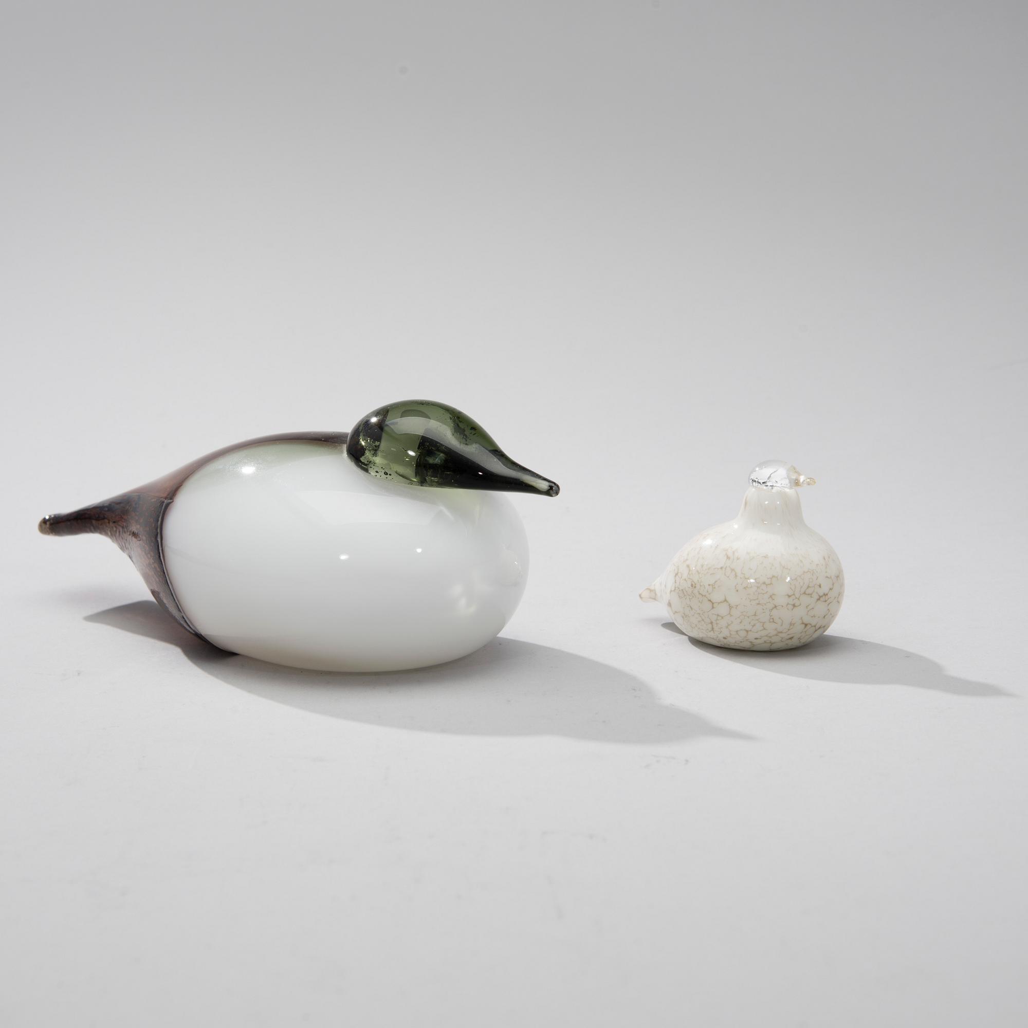 FIGURINER, 2 st, glas, signerade O. Toikka Nuutajärvi.