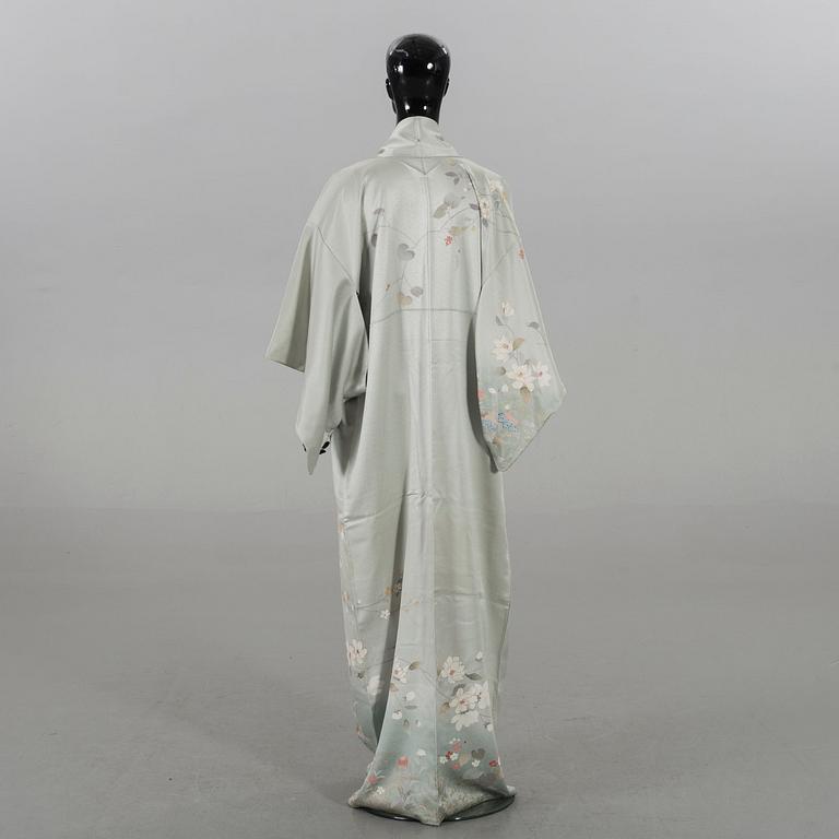 KIMONOS 2 st Japan 1900-tal.