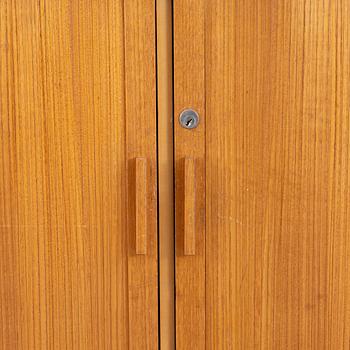 Bookshelves, a pair, Verkstads AB Lindqvist, Motala, second half of the 20th century.