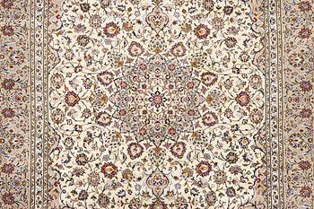 A Keshan carpet, c.. 350 x 250 cm.