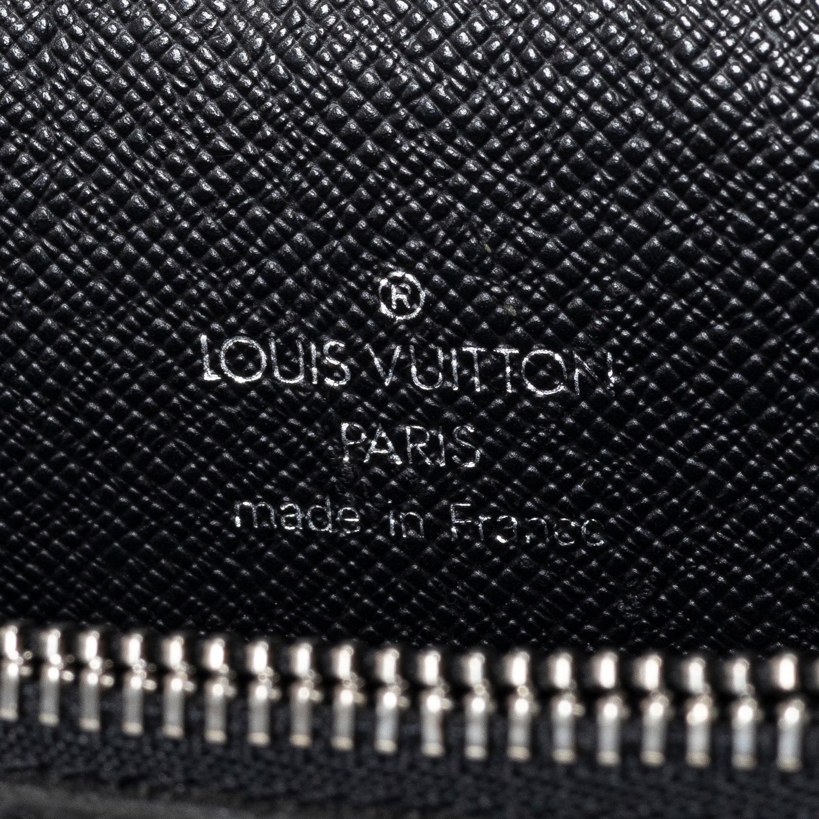 Louis Vuitton, document portfolio, "Porte Documents Epi Senateur".