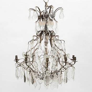 A Louis XV-style chandelier, early 20th century.