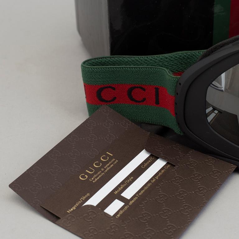 A pair of Gucci model GG 1653 M00502 ski goggles.