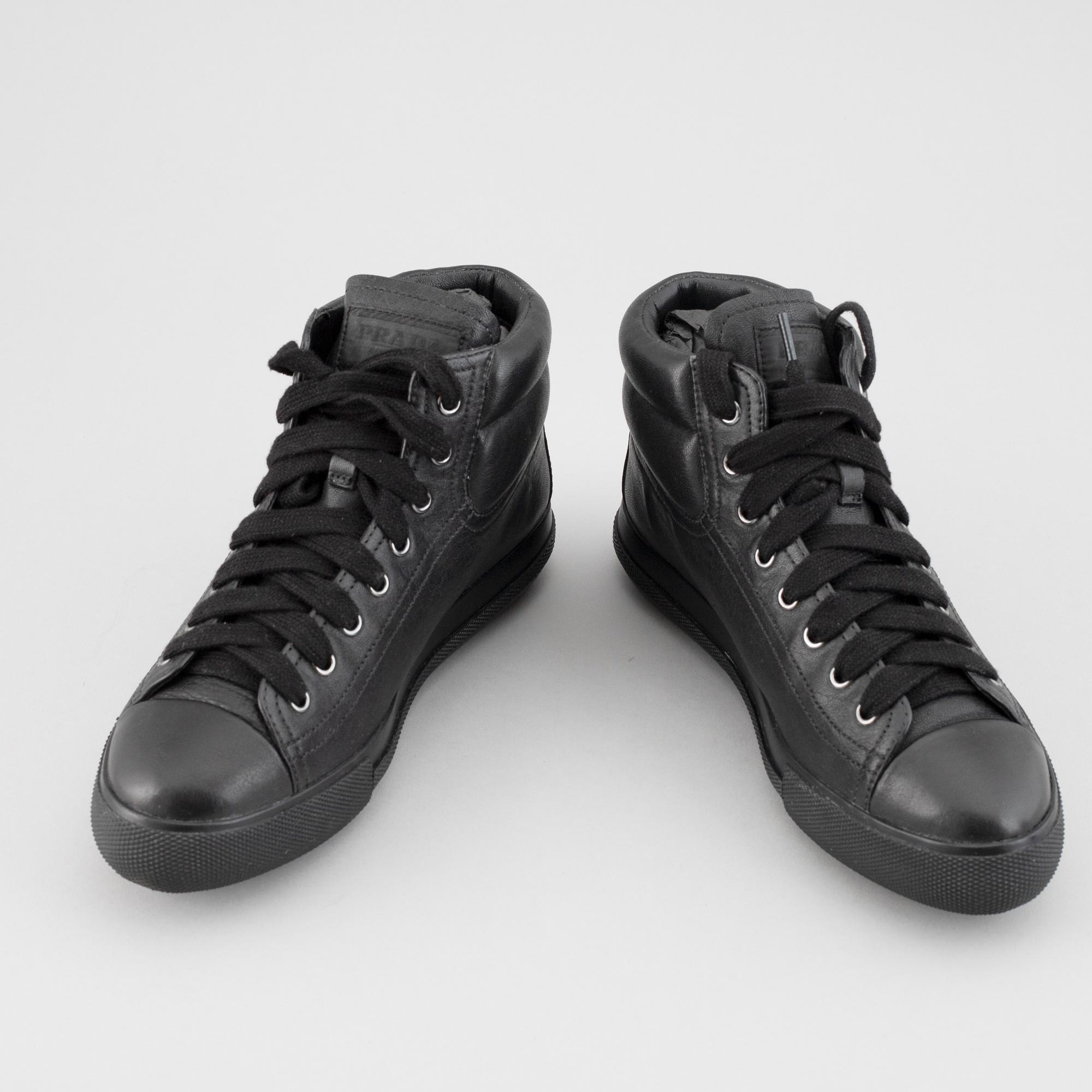 PRADA, sneakers, två par, storlek 35,5.