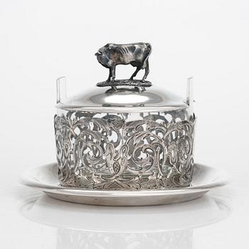 Alexander Kordes, smörbytta, silver, S:t Petersburg, Ryssland 1867.