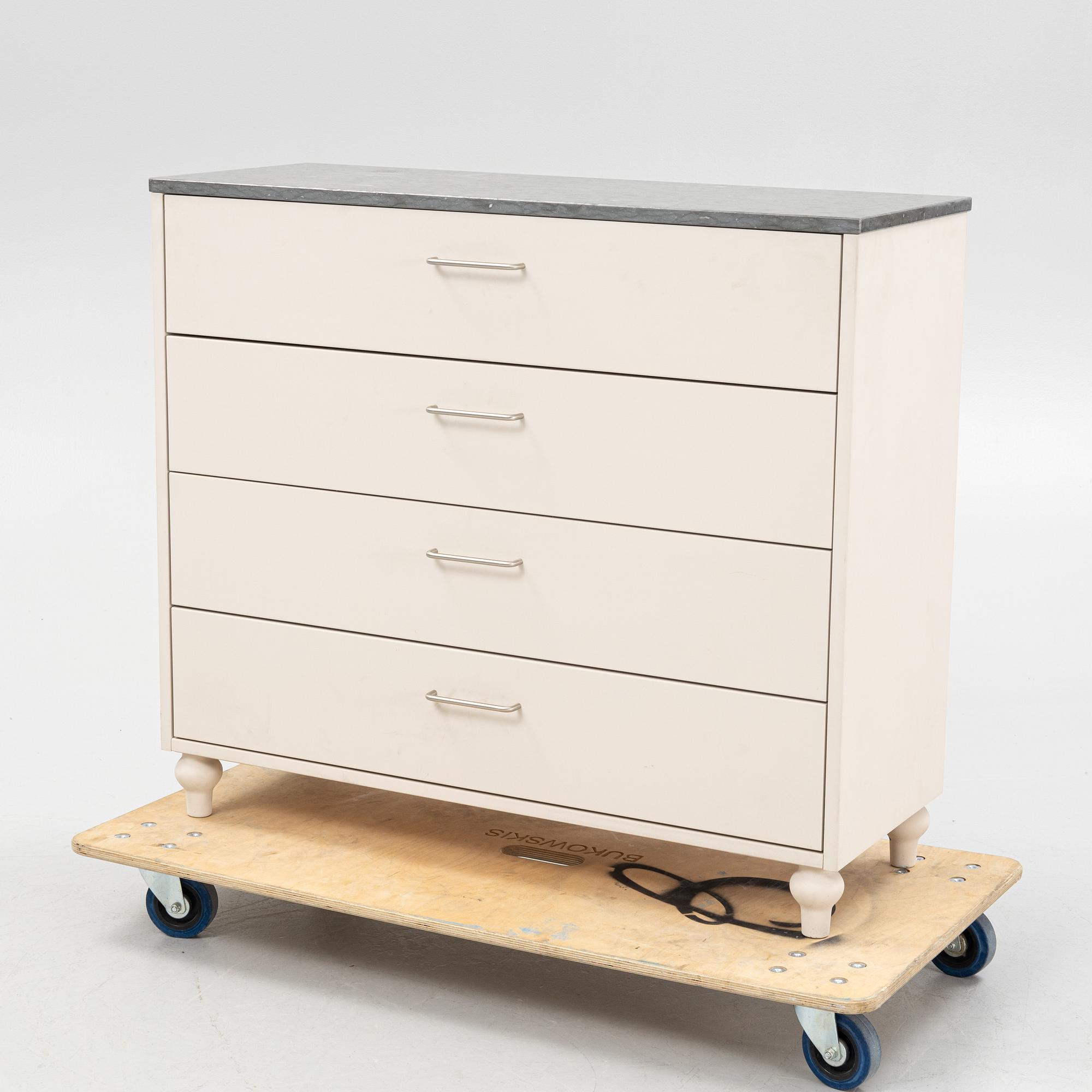 Nirvan Richter, byrå, "Opal", Norrgavel.