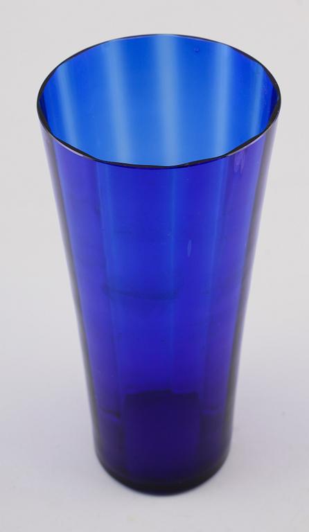 VAS, glas, möjligen Reijmyre, 1900-talets mitt.