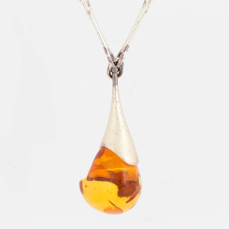 NECKLACE, with amber. Lapponia 1994.