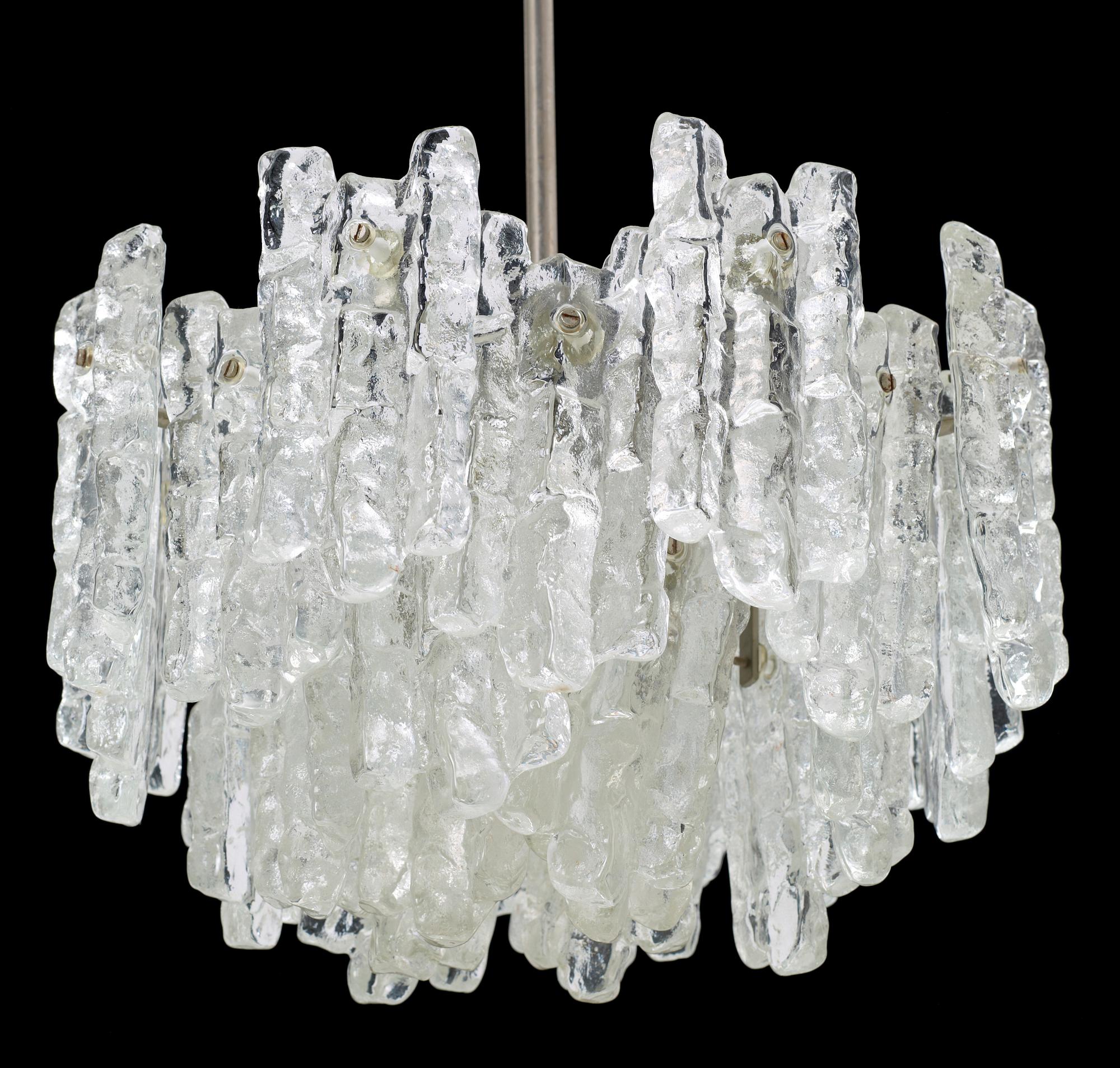 TAKLAMPA, "Ice block chandelier", J.T Design, Kalmar, Österrike, 1960-tal. H ca 85.