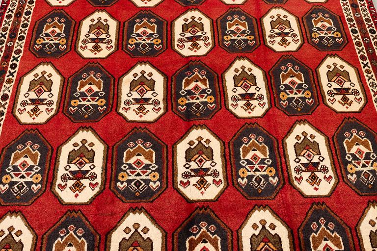 An Ardebil carpet, c. 255 x 173 cm.
