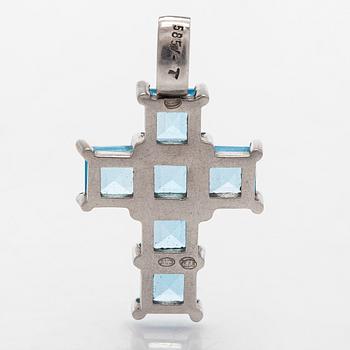 Hänge i form av kors, 14K vitguld med topaser.