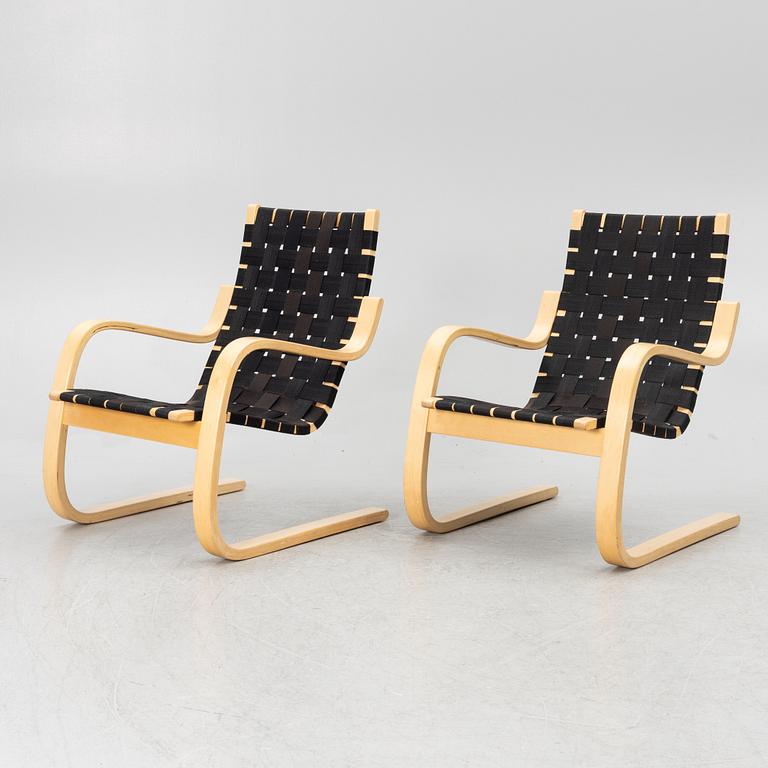Alvar Aalto, fåtöljer, ett par, modell 406, Artek, 1980-tal.