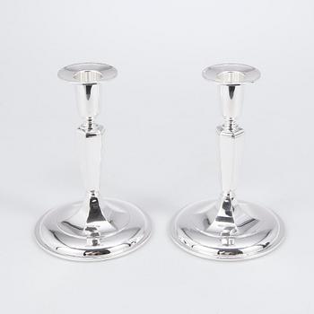 LJUSSTAKAR, ett par, silver, Ceson, Göteborg, 1988.