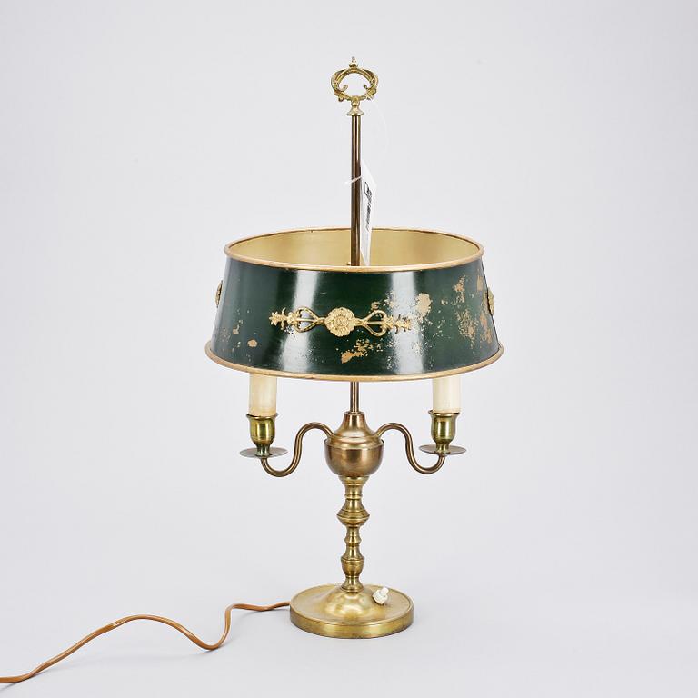 BORDSLAMPA, mässing, plåt, empirestil, 1900-talets första hälft.