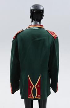 SAMLING UNIFORMER OCH MASKERADKLÄDER,  England, 1900-tal.