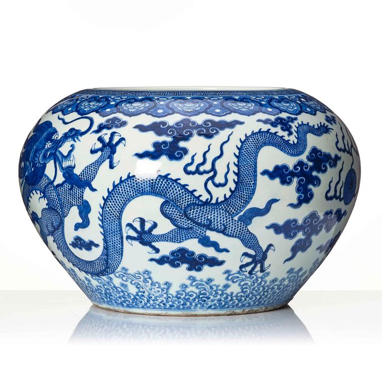 A massive blue and white jardiniere, Qing dynasty with Daouguang seal mark.