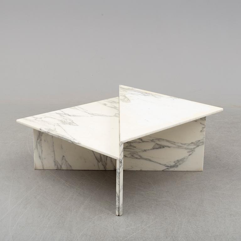 A 1970s Italian marble coffee table.