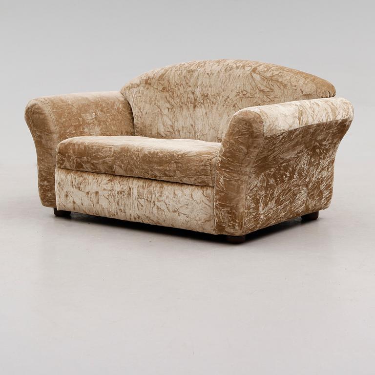 BARNSOFFA, 1900-/2000-tal.