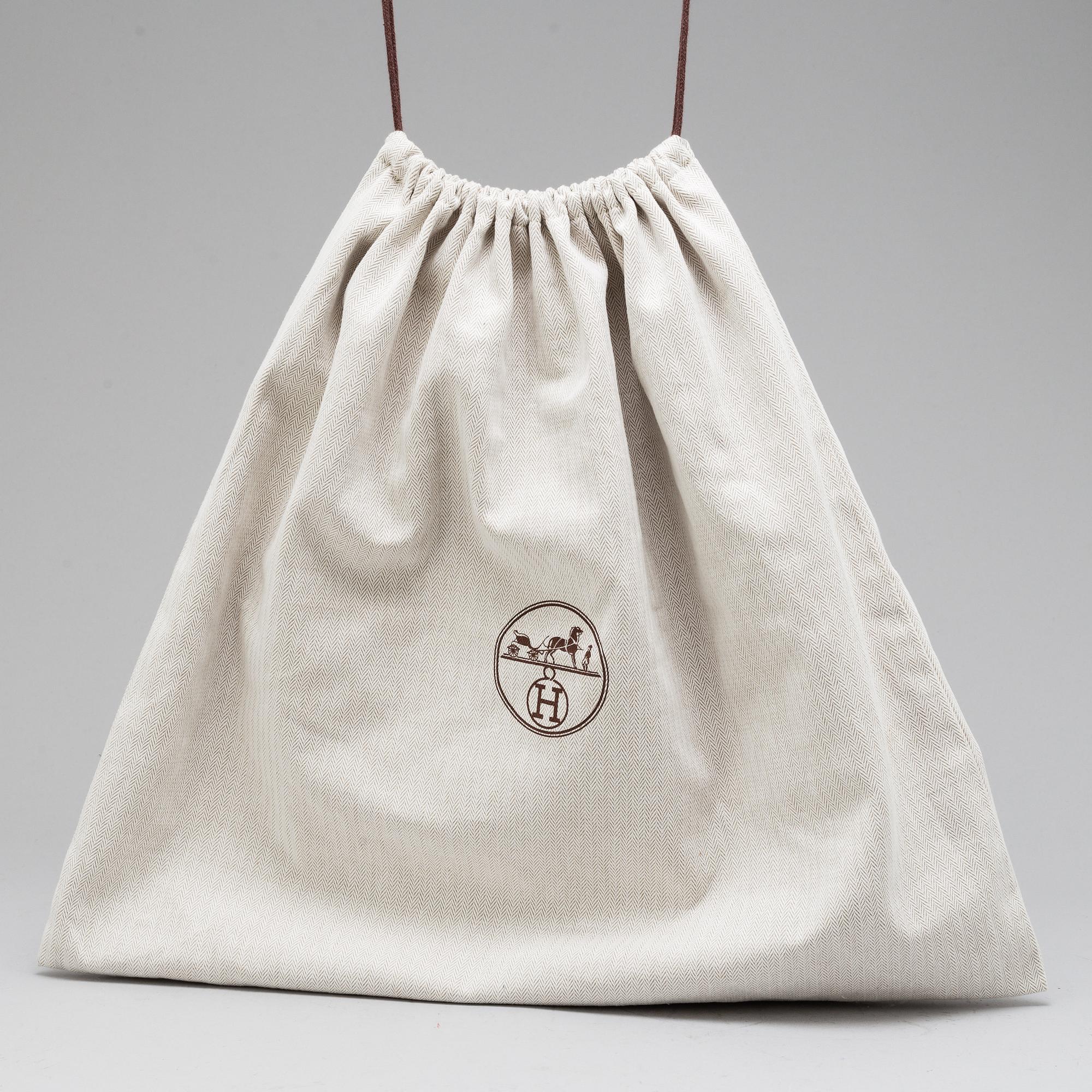 HERMÈS, a 'Double Sens 45' tote bag.