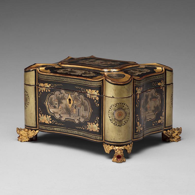 TESKRIN, lack med tenninsats. Qingdynastin, Kanton, 1800-tal.