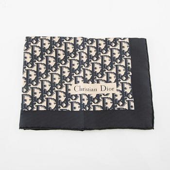 Christian Dior, Scarf.