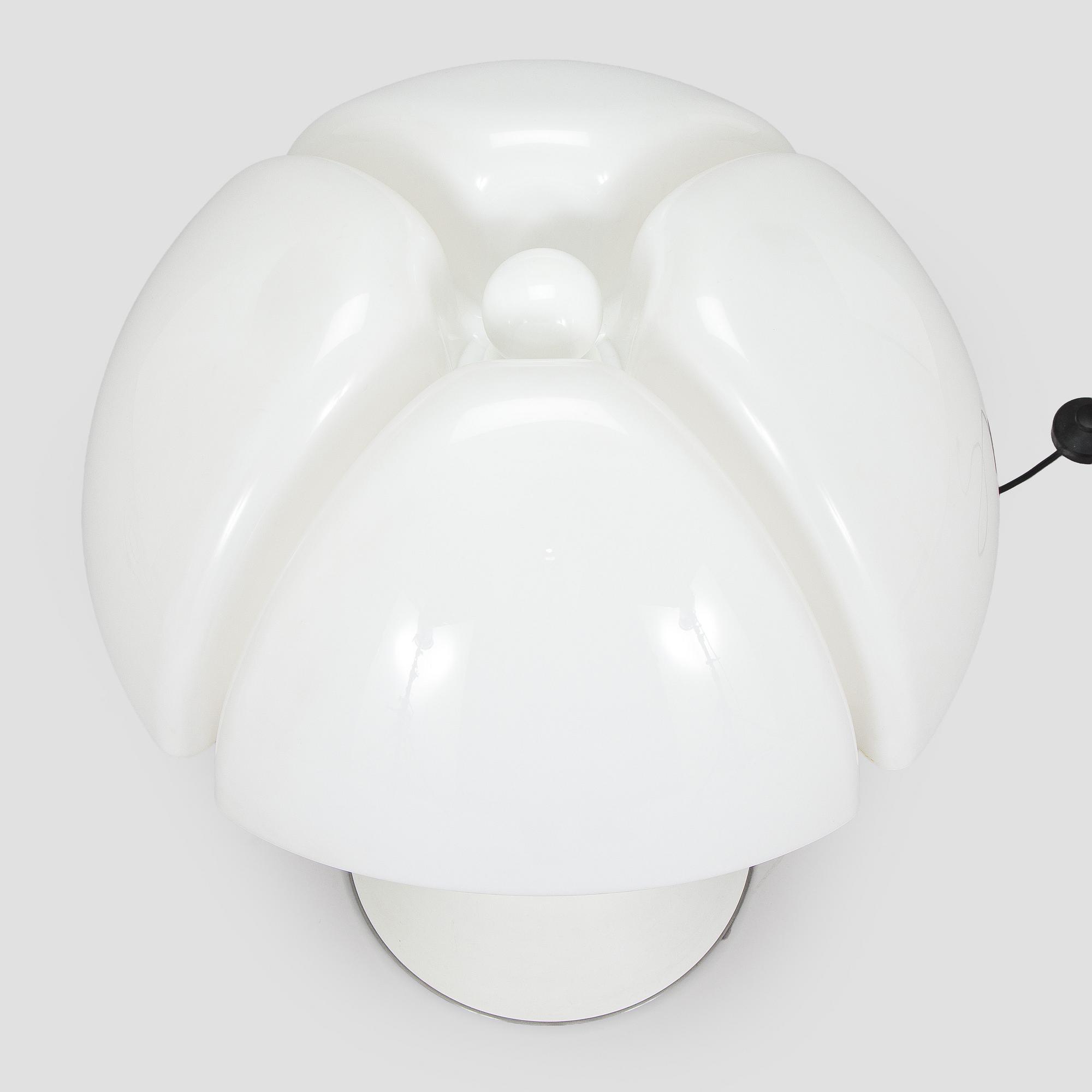 Gae Aulenti, bordslampa, "Pipistrello", Martinelli Luce, Italien, modellen formgiven 1965.