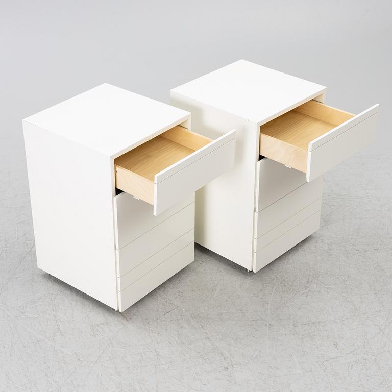 Claesson Koivisto Rune, Bedside tables, a pair, "Rand R40/3", Asplund.