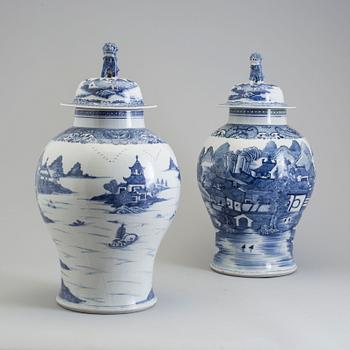 A matched pair of underglazed blue and white porcelain vases, Qing dynasty, Qianlong (1736-95).