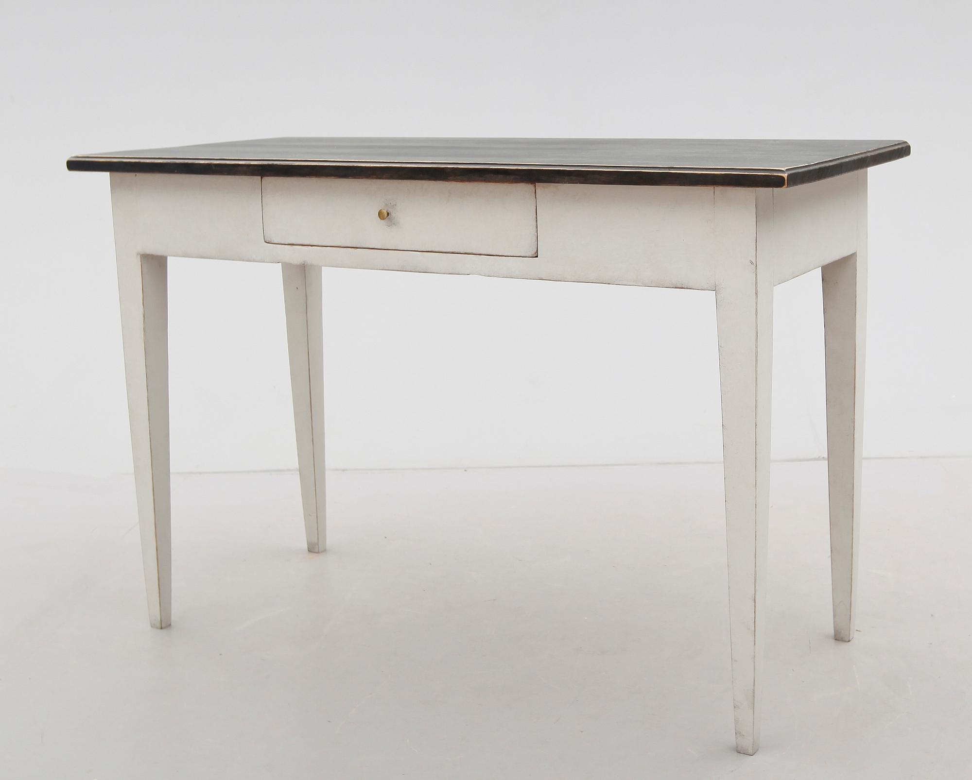 SKRIVBORD, 1800-talets mitt.