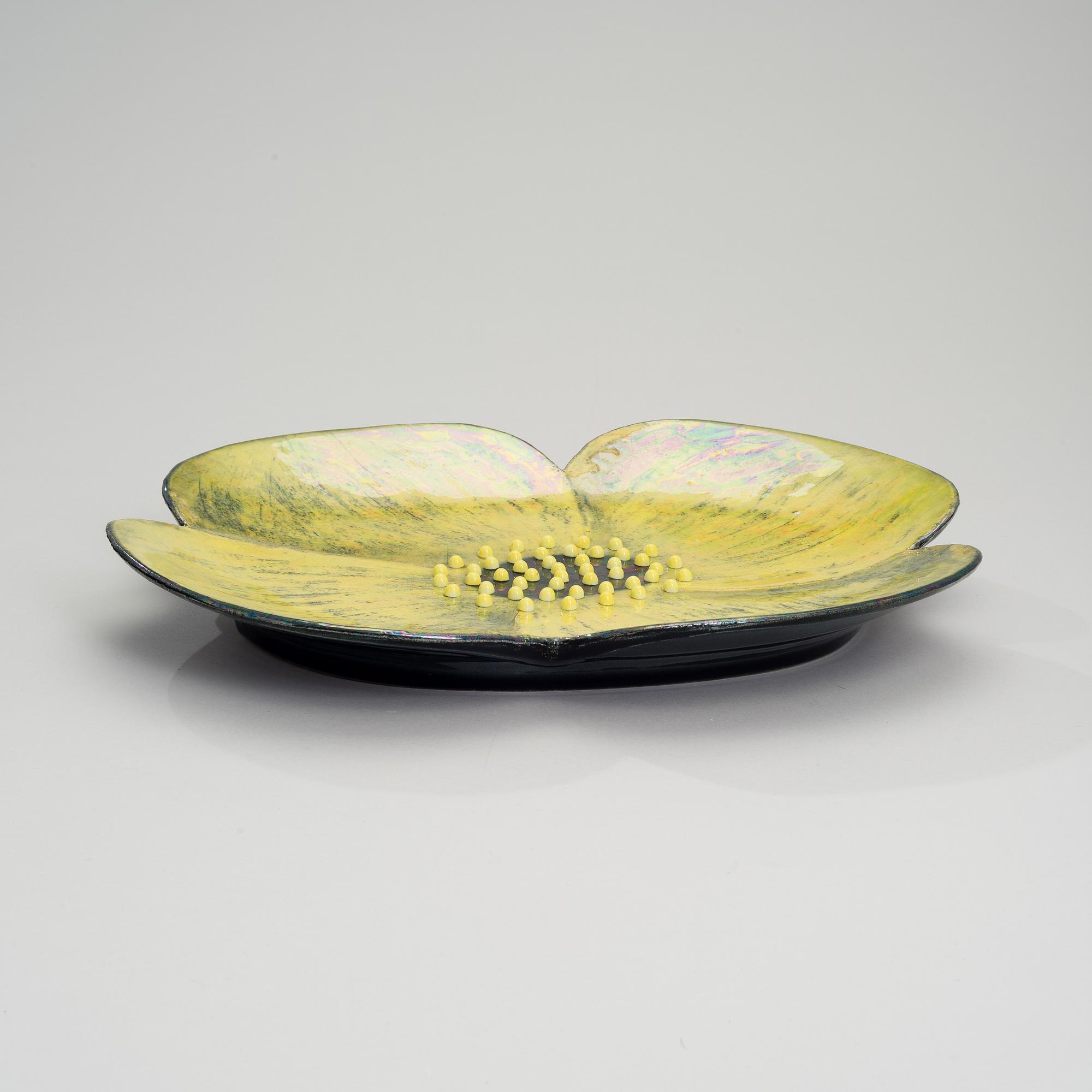 BIRGER KAIPIAINEN, KERAMIKFAT. Pensé. Sign. Kaipiainen Arabia. 1960-tal.