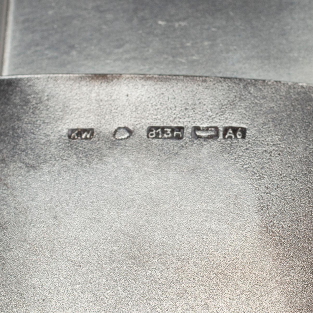 CIGARETTETUI och GLASÖGONFODRAL, silver, Tyskland resp. Finland, TÄNDSTICKSASK, silver och alpacka. 1910-och 1930-tal.